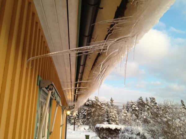 Who said icicles only grow vertically?