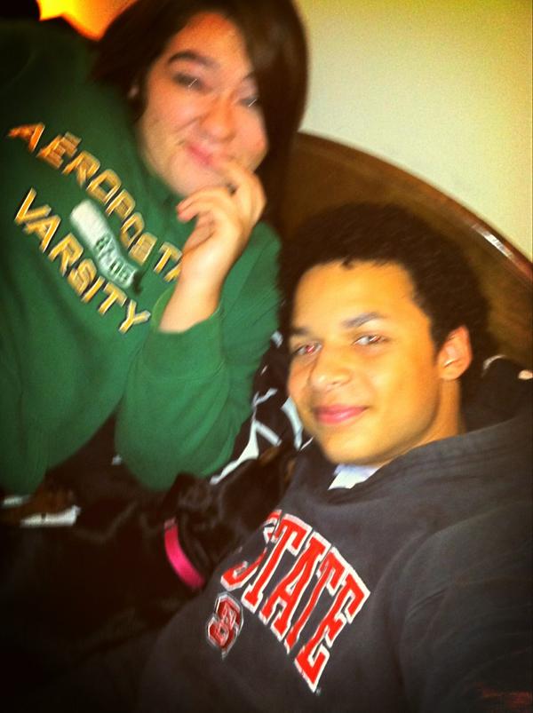 OfficialDFJ's tweet image. Fun night with my best friend &amp;lt;3 #bffffff