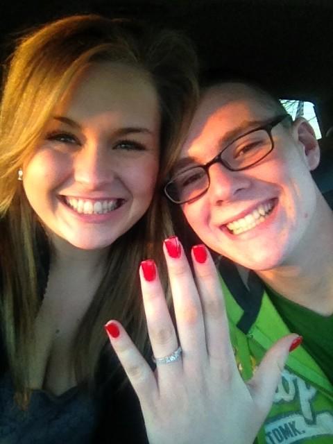 baileyjohnson94's tweet photo. We're engaged! #gettinhitched #gettingmarried #heputaringonit #usmcfiancé @JBarnes1994 http://t.co/pC3m6kyA