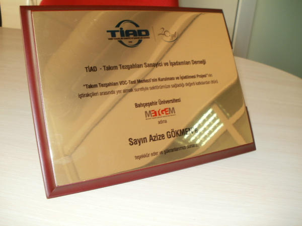 BAU-METGEM e bir ödül daha,Sektöre sağladığı katkılar nedeniyle TİAD tarafından verilmiştir.