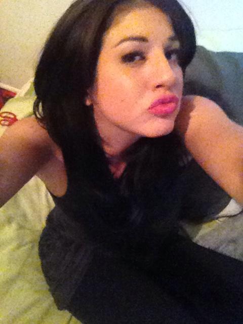 Why do I have good cheekbones u may ask... From Sucking A LOT of cock http://t.co/xzRMTz2L