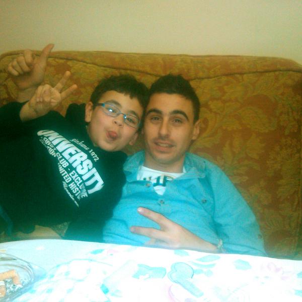 Manolillo_11's tweet photo. Feliz Navidad a todos d nuestra partee!! http://t.co/B47QB6U4