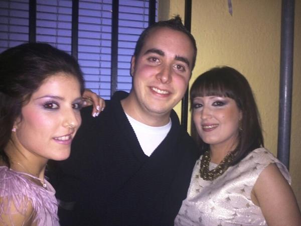 AJ_Pelaez1's tweet image. De fiesta con #Tamarika #Isa en el canton!!! K grandes soys coñooooo!!! Jaja #cantoneando