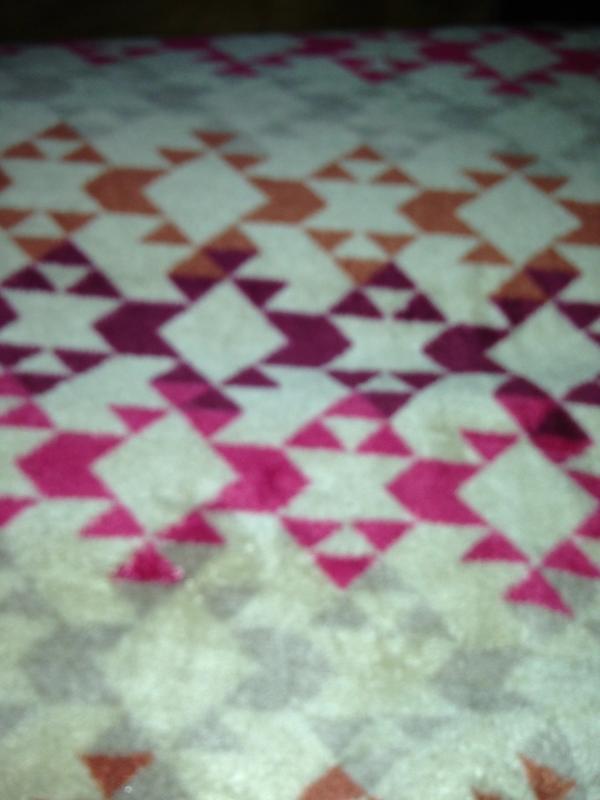 TylerBitchin's tweet image. Super soft new blanket for an early Christmas gift. #CoolPattern