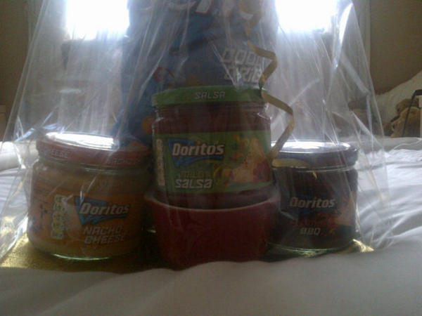 DannyWright94's tweet image. Quality present #chipndip