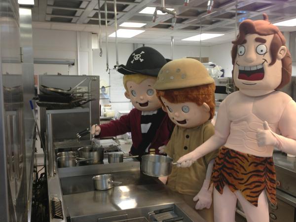 With 1,393 guests for lunch the Rangers are busy cooking <a href="/TheCelticManor/">Celtic Manor Resort</a>