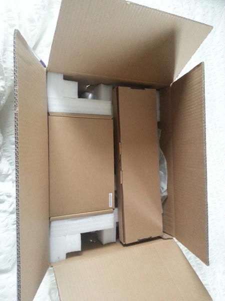 ukrocky90's tweet image. Its a box of boxes! #boxception