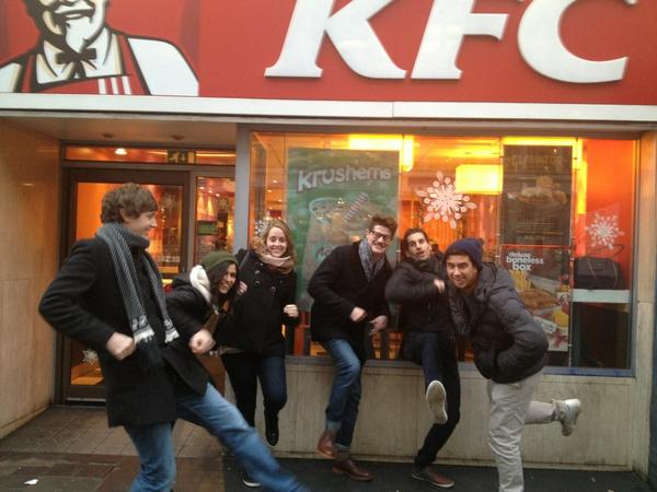 Acrobats1's tweet photo. Holding up the pedestrian flow to do the chicken dance http://t.co/cwWThCHY