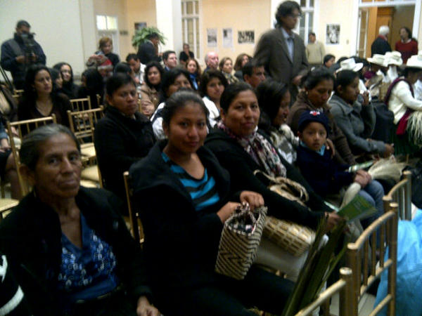 INPCr5's tweet photo. Provincia de Santa Elena, presente en Quito. En patrimonio cultural http://t.co/6iOR88Po