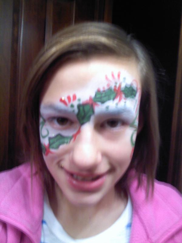 RennaEwing's tweet photo. rad facepaint
#bejealous http://t.co/vj0MGwT2