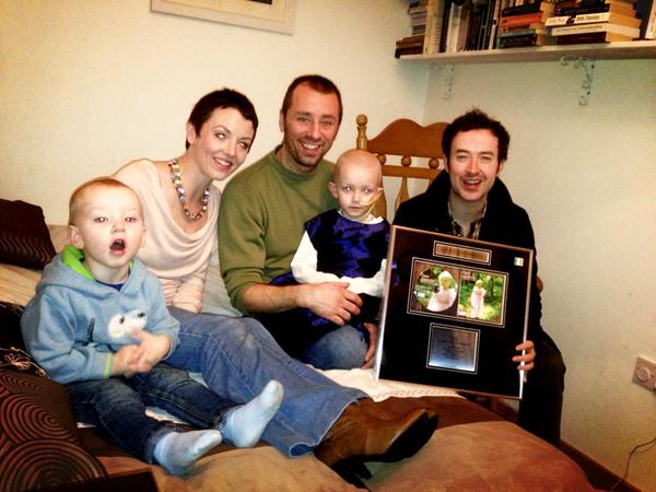 PaddyMcKenna's tweet photo. Also went to visit another super lady for @rtecraigdoyle show tonight - @asongforlilymae http://t.co/72o5WsQ6