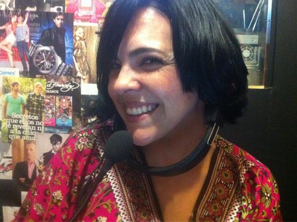 Cuernos74's tweet photo. @JaNeThNC la voz y sonrisa as sexy de #DesEs3 http://t.co/jB7P3QlW