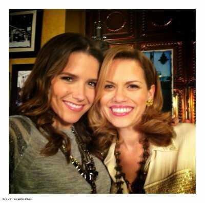 Lydiabob's tweet photo. The reasen why I want to be an ator is because @SophiaBush and @BethanyJoyLenz loce them so much http://t.co/VTvp6aVK
