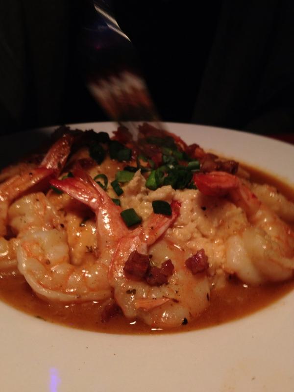 SteveBowman7's tweet photo. Nothing like shrimp and grits on a cool night in the south. #bassmaster. http://t.co/Qsc9cZJ3