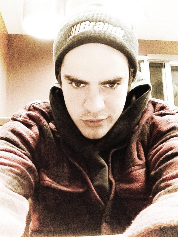 BrandonJamesHow's tweet image. Sup world! #getatme