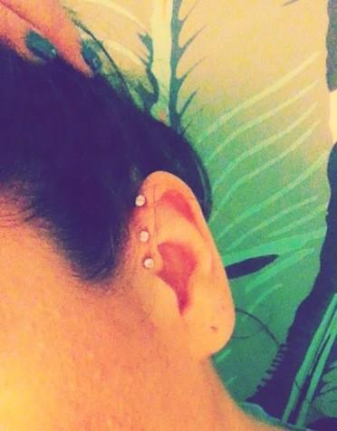 BombshellBarbz's tweet photo. @Barbarak_Stowe girl love ya xoxo amaze drinks flowing Im in Miami now livin like a queen check out my piercing I got http://t.co/Rpw8OTNX