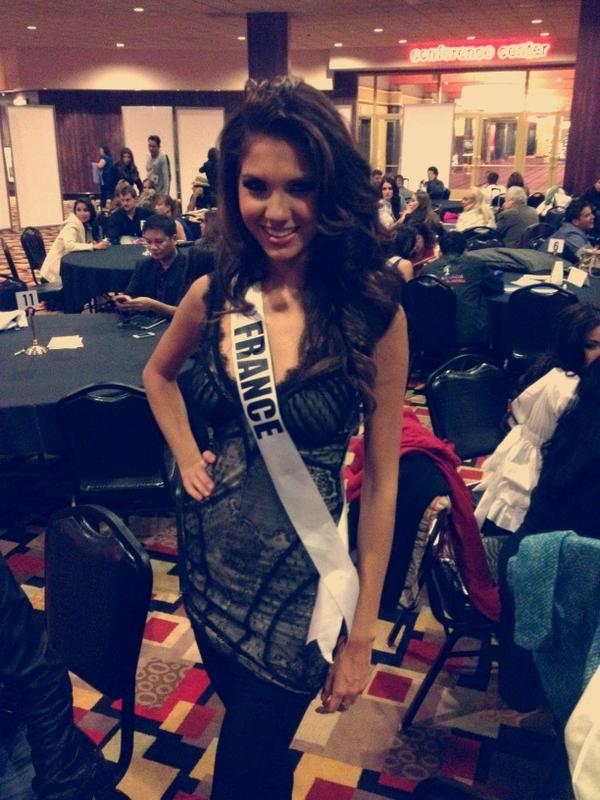 Payet - Marie Payet (2nd Runner-up Miss France 2012 / Top 10 Miss Universe'12) - Page 7 A-DqoqLCUAAiyqq