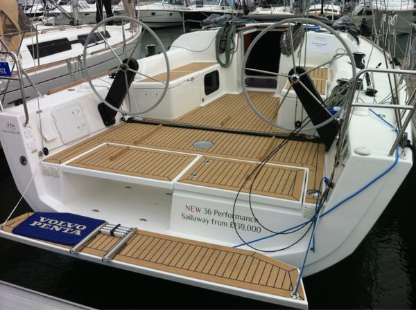 Dufour 36 in scrubbed flexiteek with toe rails...
