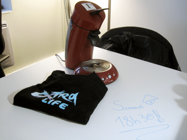 UB_Coffee_pot's tweet image. N'oubliez pas, samedi, 18h30, sur Nolife ! ... Je suis tellement fier ! Mon café coule à flot !