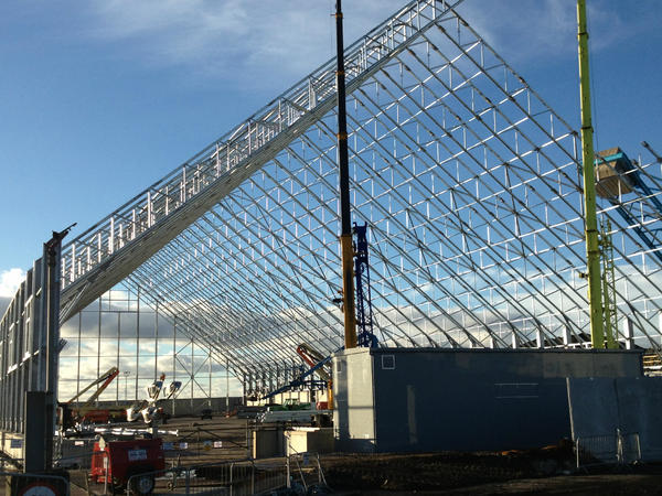 Frame size of 865 tonne! Any size, any time, anywhere! Call 01925 234320 to enquire as to if we can help you.