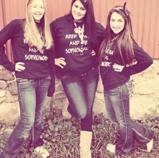 MackkRavee234's tweet image. @ashleysalinas15 @CassRave132 #HowCute #Homecoming #Favvvvv. 💜