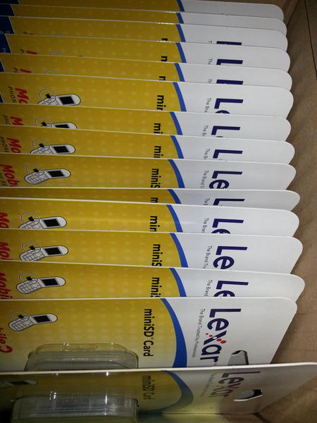 Inactive_Vin's tweet image. @r_u_s_k_y Remember these? #MiniSD  #WhatToDo