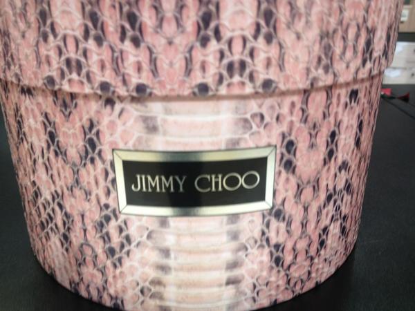 Ocean_Terminal's tweet image. A nice edition from The Perfume Shop @ocean_terminal follow @ocean_terminal &amp;amp; RT to win this gift set!!! End 10pm today