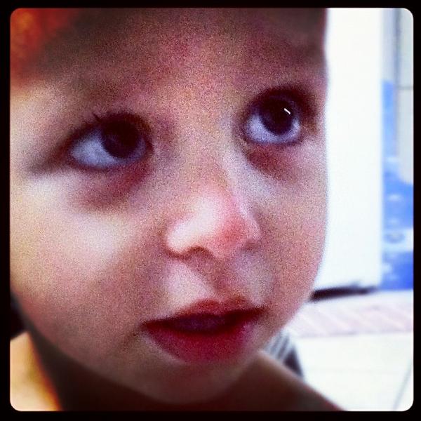 be2001's tweet image. Meu irmaozinho modelo