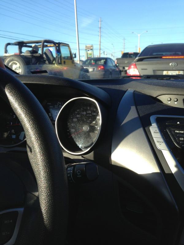 jennserno99's tweet photo. Uhm it's -5 #figureitout #idiot http://t.co/wyfhRfpi