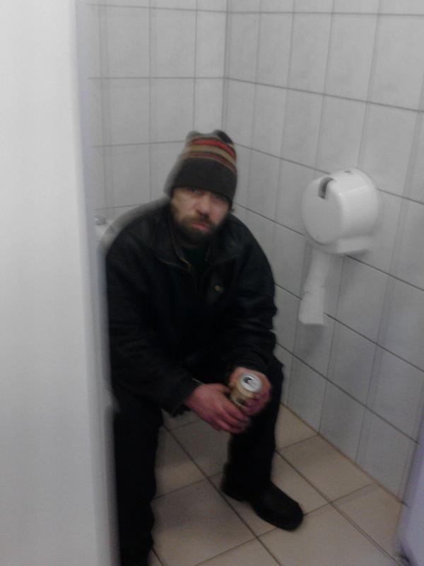 Rusis_Filimonov's tweet photo. Tā es pavadu brīvo laiku ;) http://t.co/D77biRhn