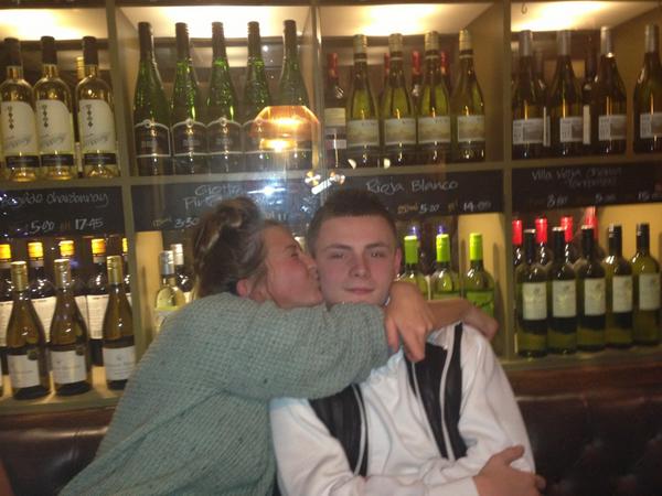 victoriaconnor's tweet photo. @dblockah @nicoletaylor920 @Ballzdeep2k12  young love http://t.co/tMBBdNGo