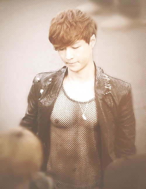 A-OerKACUAAh6sy.png:large