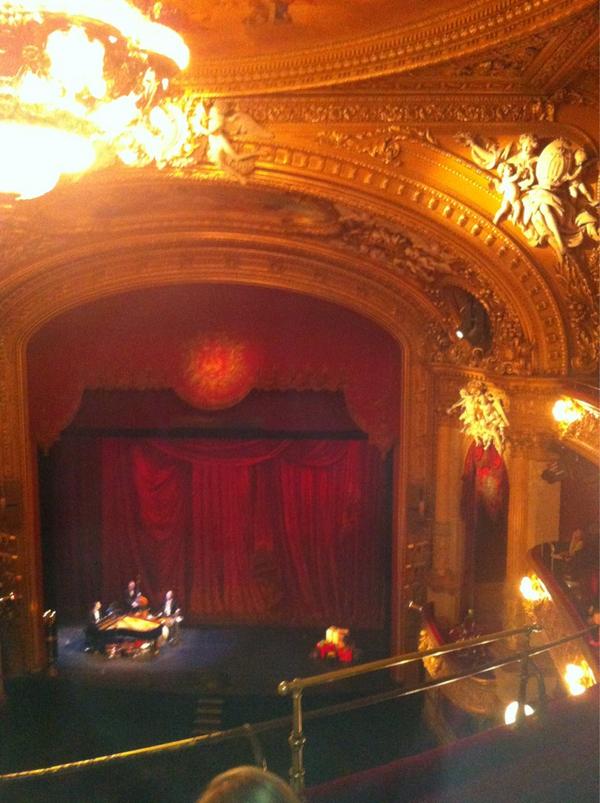 ChristianCkd's tweet image. Julopera på @KungligaOperan . Mycket fin överraskning av @charlottewik =) #advent #jul #operan