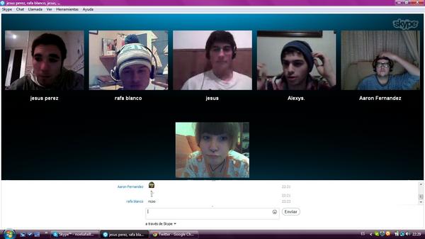 Noeliafaillen's tweet photo. @rafablanco9 @MisterFling #aaron #jesusP #petu http://t.co/Kgxw1kLK
