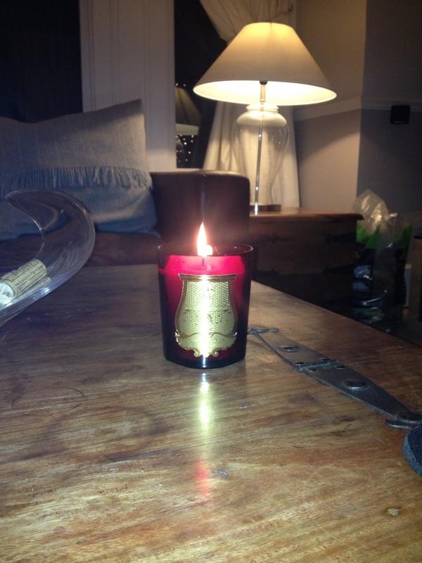 leahwalsh's tweet photo. @MissLauraLondon loving your work from espresso martinis to candles and everything in between! #luckytohaveamazefriends http://t.co/9cGOFdLn