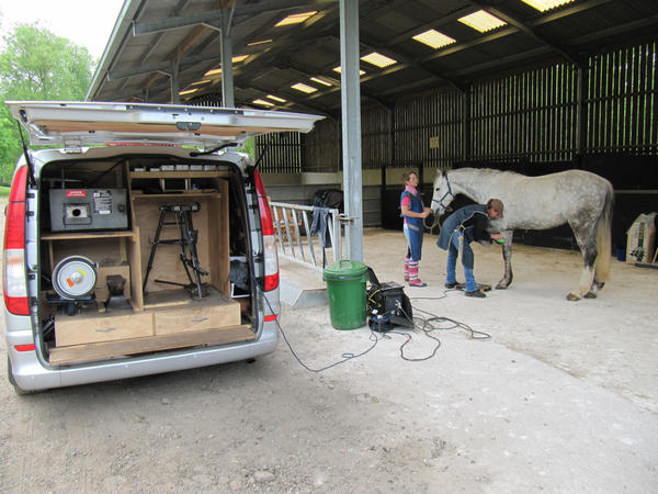 MJ Farriers van powering the Vets x-ray machine #webringourownpower