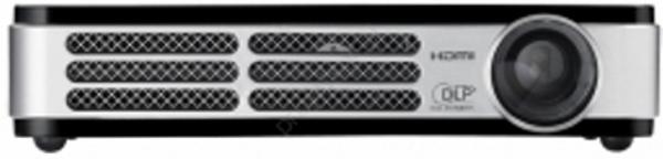 ProjekcjaSpzoo's tweet image. Pragniemy przybliżyć Państwu naszą bogatą ofertę. Dziś przedstawiamy bogato wyposażony przenośny projektor - Qumi Q5.