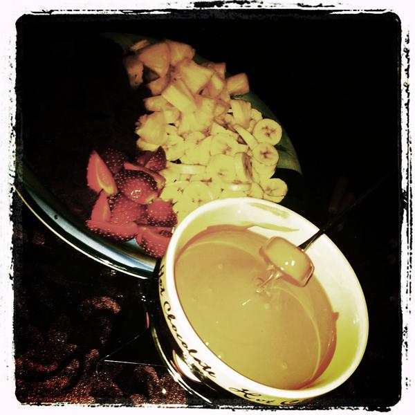 spongii444's tweet image. Yumm!! with #3lo @xxuaexxeagle , @saeed_a7mad  and @8_Salama  &amp;lt;33333