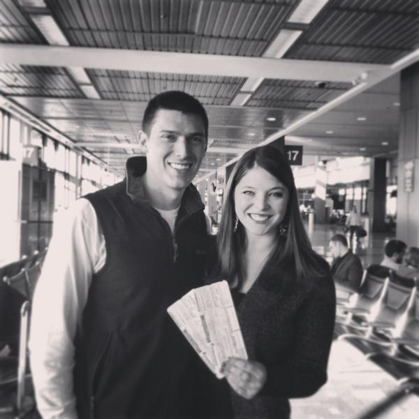 katimcgee's tweet photo. Off to NYC for a surprise holiday trip with @dleetaylor - cant wait! http://t.co/83KAPhur