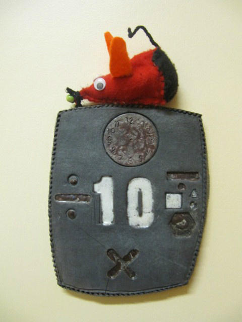 CGaelscoil's tweet photo. "Not a creature was stirring, not even a mouse!" http://t.co/jaBl5XCe