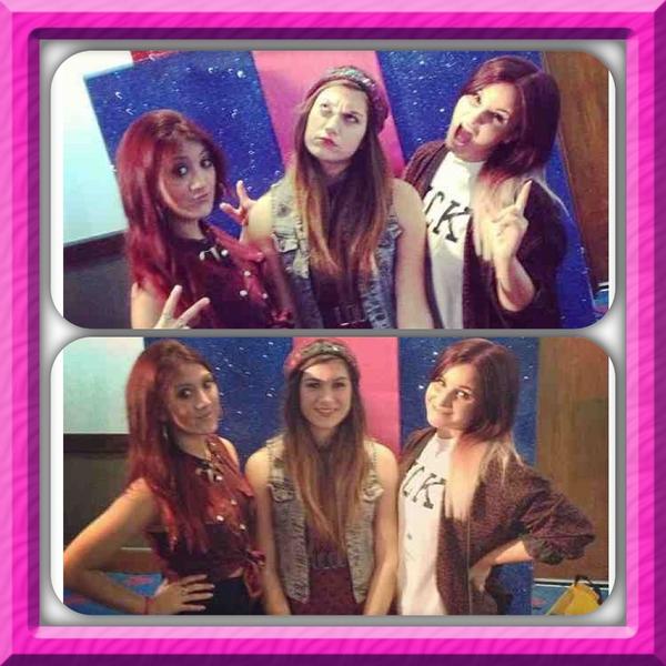 OSBOfficial's tweet photo. @Parisa_OTY @DannielaSurrage @ZahraTarjomani having an amazing time at @GreatOrmondSt ❤ http://t.co/tsIDXqja