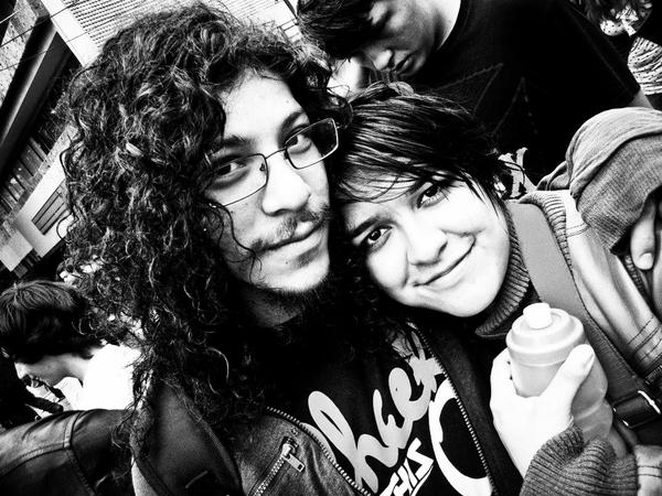gresower's tweet photo. Como cuando extrañas a la diva otaku con la melena más sexy @bluesasteroid :'( http://t.co/QFcMivy2