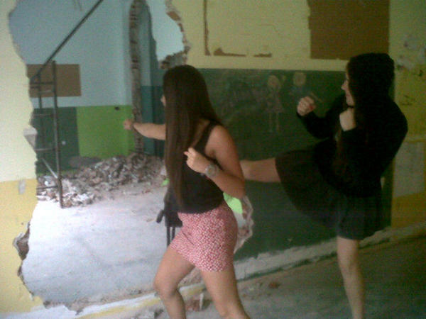 GimeSch's tweet photo. Hulk y Spiderman en accion @micacostaa #nipancha http://t.co/on9n048Y