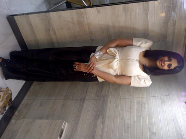 TheShilpaShetty's tweet image. Lovvveeee my Hair!