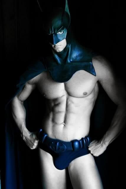 #cosplay #batman #brucewayne #dccomics #justiceleague #gaycomicuniverse.