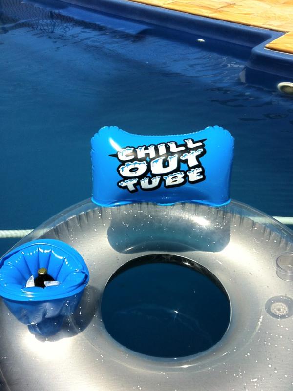 heygrillo's tweet photo. @TheOriginalFidz @vince_s81 wish u were here xx http://t.co/D1Ji88UI
