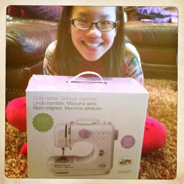 LisaTresch's tweet image. Let the stitching begin! #pixieplus #seamstressapprentice #Hipstamatic #BuckhorstH1 #Inas1969