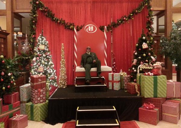 It's not #SantaClaus. It's me, Ricky. That's even better. #MerryChristmas #HappyHolidays