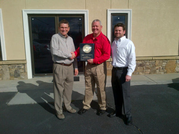 alarmingtexan's tweet image. Congratulations to@HoneywellSec dealer Fleenor Security on 20 years in #FirstAlertPro
