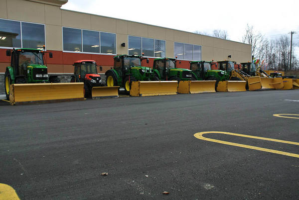 AdventureGuide_'s tweet photo. Have a peak.  The @brdwalk Precision Tractor Team is standing by! http://t.co/TdHctPMU